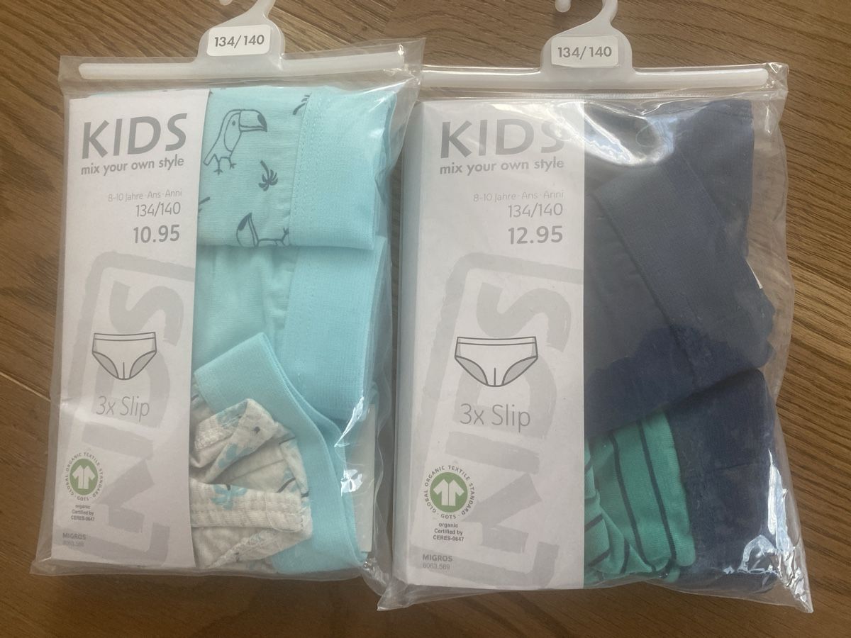 Migros Sous-vêtements: 3er Pack Slips Kinder 134/140, ungetragen – Neuf avec emballage d'origine à Suhr par Jade87
