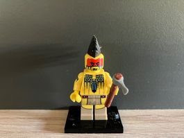 LEGO Minifigures Series 10 - Tomahawk Warrior