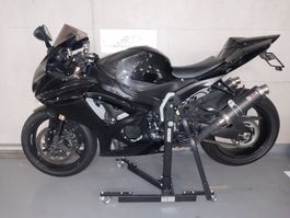Suzuki GSXR 1000 ( K8 )