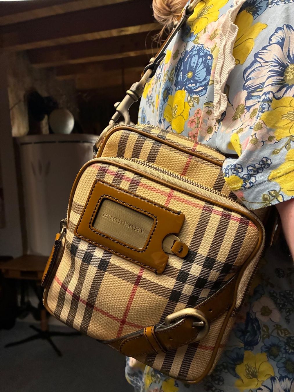 Burberry Sacs femmes: BURBERRY – Neuf (Voir description) à Rümlang par har_z6qv 8