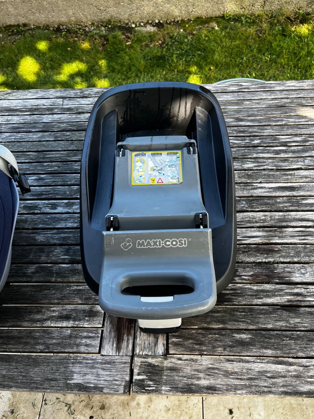 Seggiolini per auto: Isofix Station und Pearl Sitz (fast gratis!!!) – Usato da Hochdorf venduto da Forestgreen 2