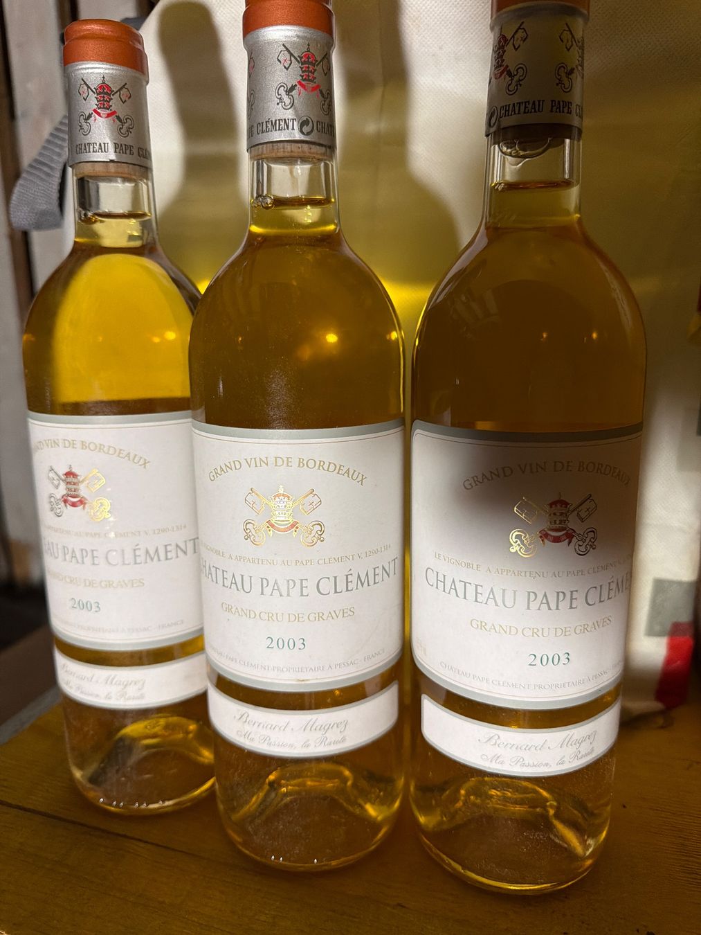 Vino: Château PAPE-CLEMENT blanc 2003 Pessac-Léognan – Nuovo (secondo la descrizione) da La Tour-de-Peilz venduto da avediscipule 6