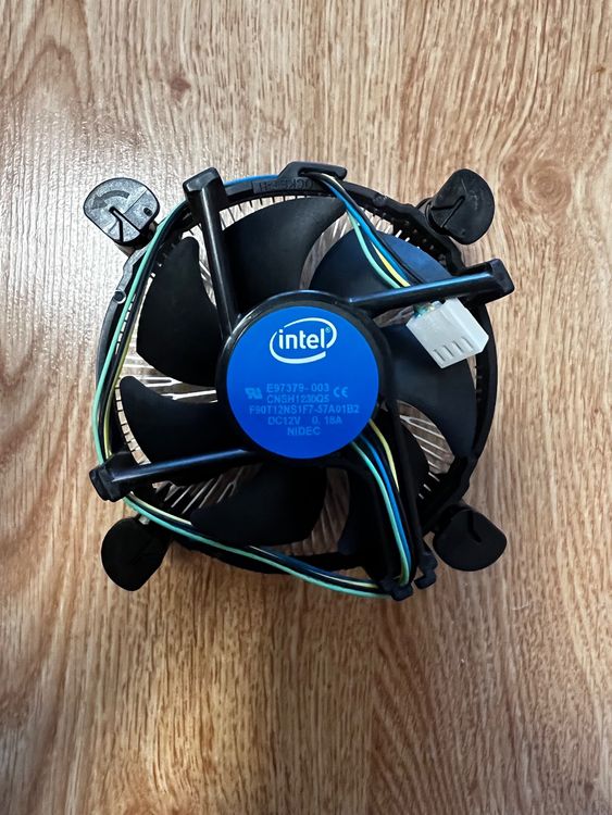 Intel CPU Kühler LGA1200 | Kaufen auf Ricardo