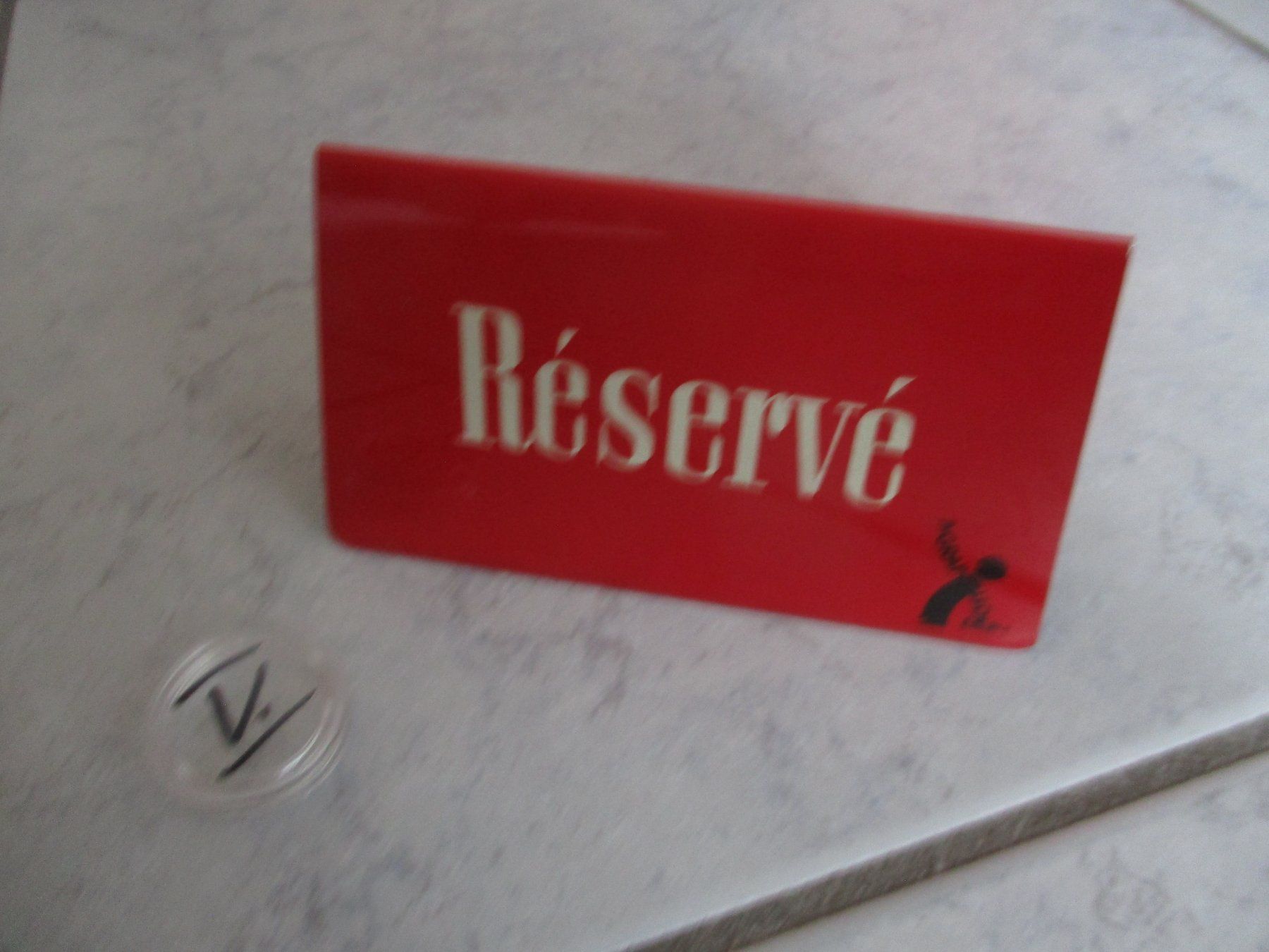 Insegne: Grapillon Reserve Schild Gastro – Usato da Birsfelden venduto da alles-muss-raus 1