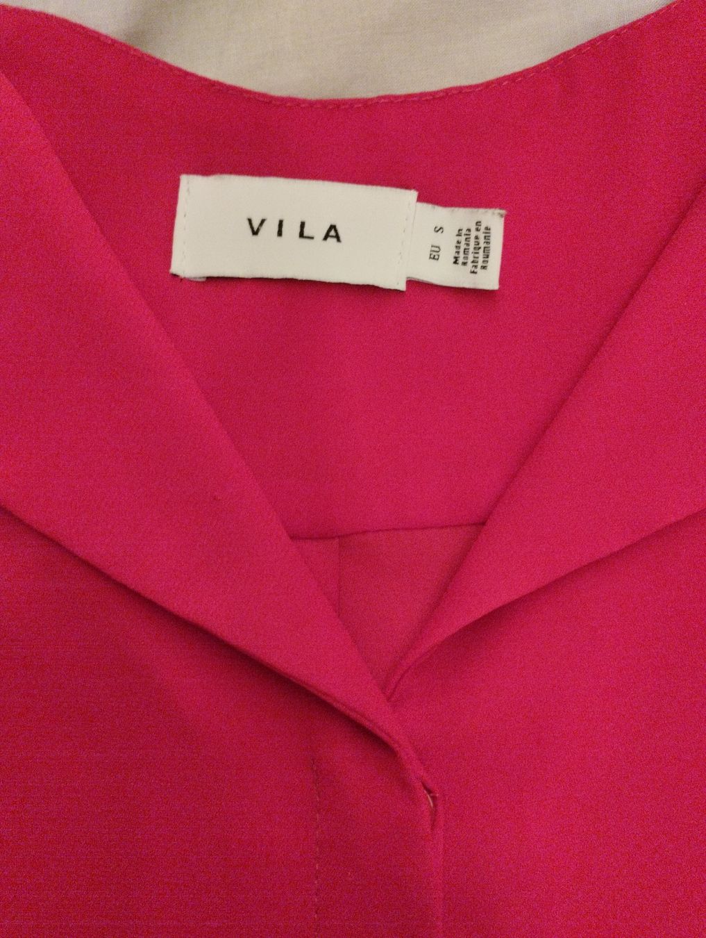 Blusen: Bluse rot – Gebraucht aus Zürich von Vansa 1