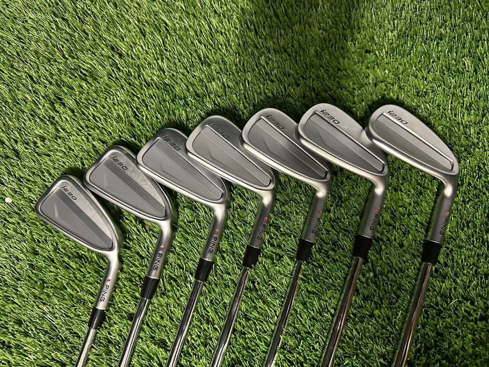 Fers Ping I230 4-PW Point Noir Flex Rigide Dynamic Gold S300 Acier Droitier
