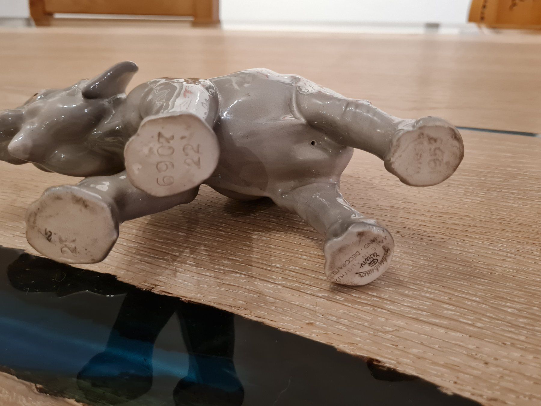 Figuren: Ton Elefant – Gebraucht aus Lauperswil von iveco6 1