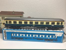 Märklin H0 4112 D-Zug Wagen mit Inneneinrichtung UND LICHT