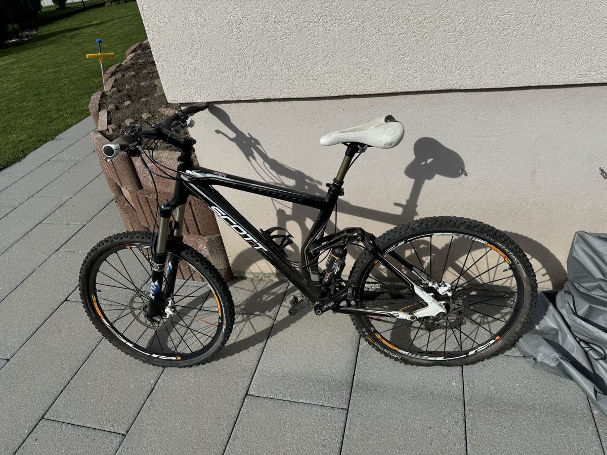 Scott Velos: Scott Genius MC 20 Full Suspension Mountainbike – Gebraucht aus Wangen an der Aare von Cubemaster 1