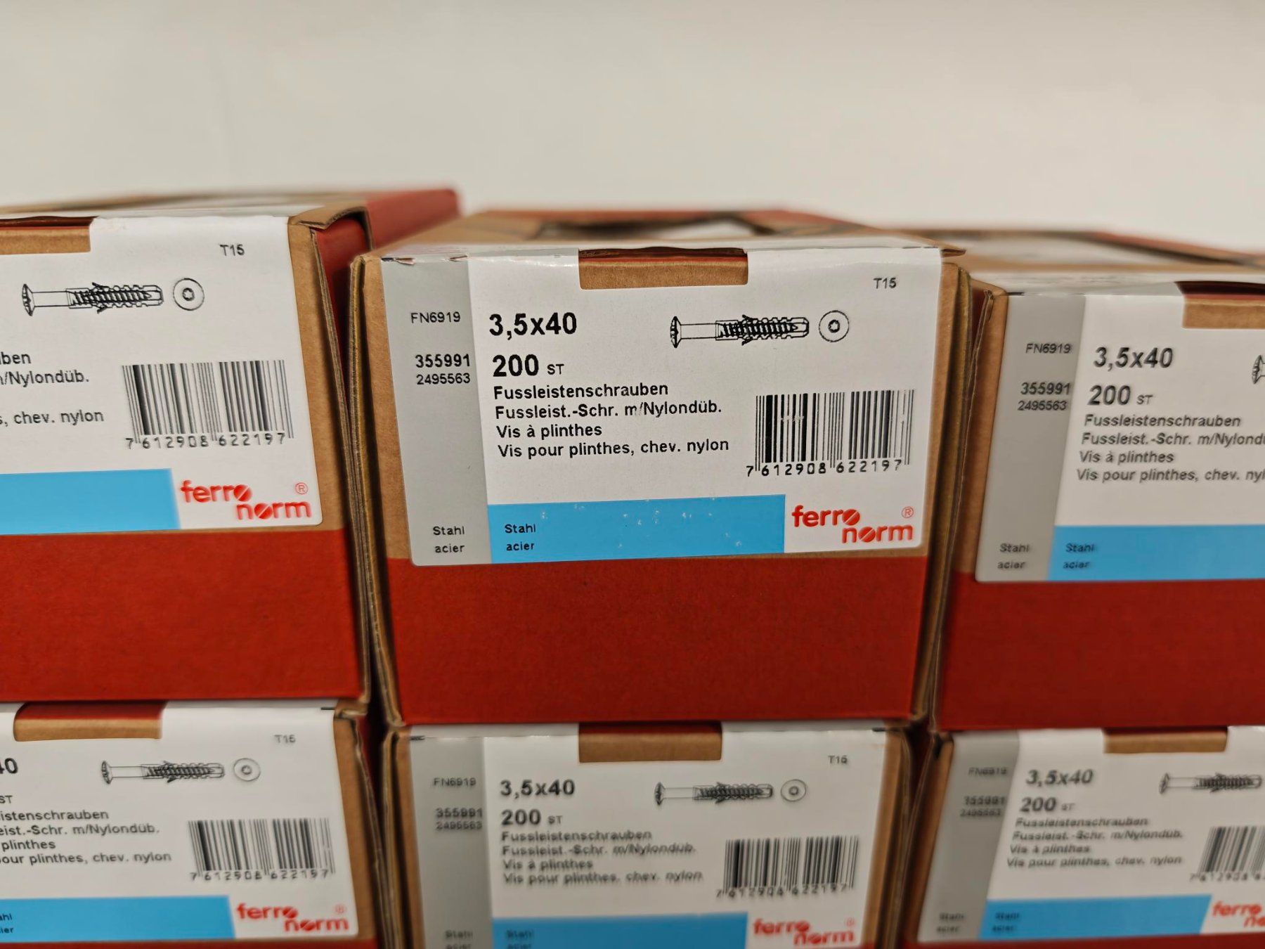 Tous les outils: Sockelleistenschrauben 3.5 x 40 – Neuf avec emballage d'origine à Sulz AG par Michu25 2