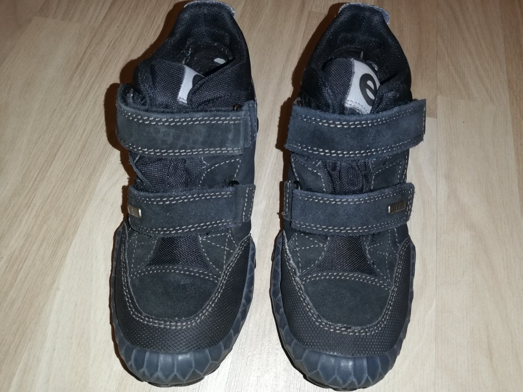 Elefanten Schuhe für Jungen: Schuhe Elefanten, mi-saison (32) – Gebraucht aus Biel/Bienne von Sikosi