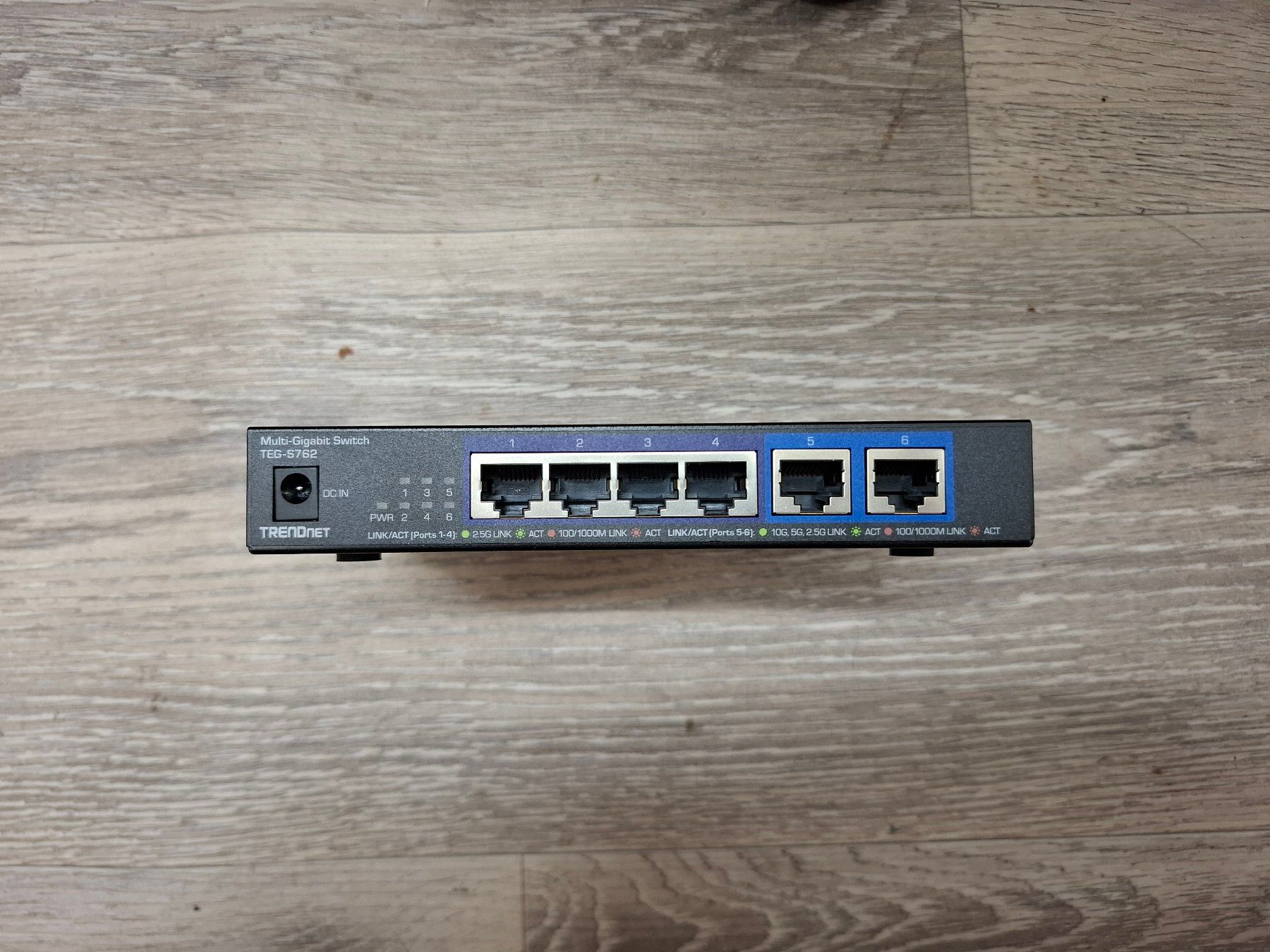 Trendnet Hub & Switch: Trendnet TEG-S762 10Gbit Switch – Usato da Wila venduto da luc_jq7c 1
