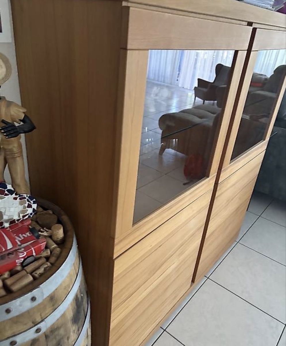 Vitrines: Vitrine / Kommode – D'occasion à Wauwil par NBS97 2