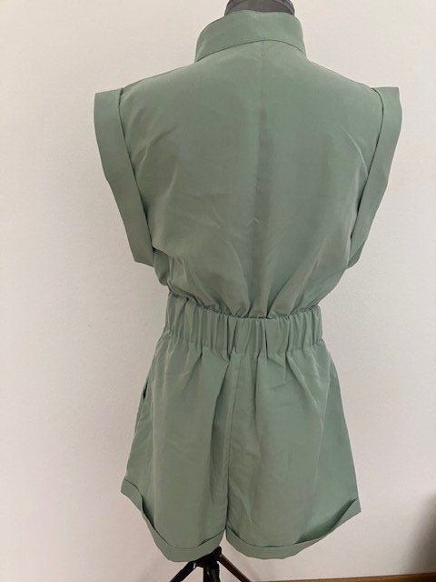 Shein Tute: Combinaison d'été stylée - Taille M – Usato da Marin-Epagnier venduto da rchouchouu 1