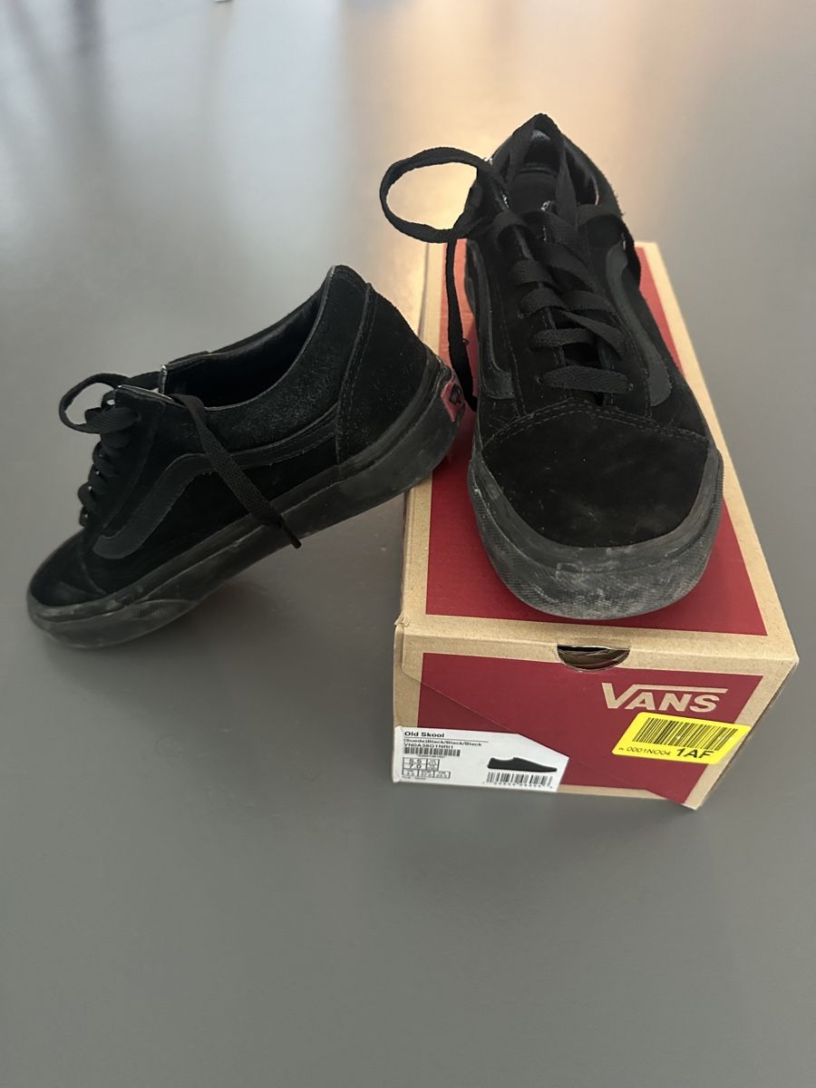 Vans Herrenschuhe: Vans Black Leather Size 37 – Gebraucht aus Zürich von ade_xg6y 1