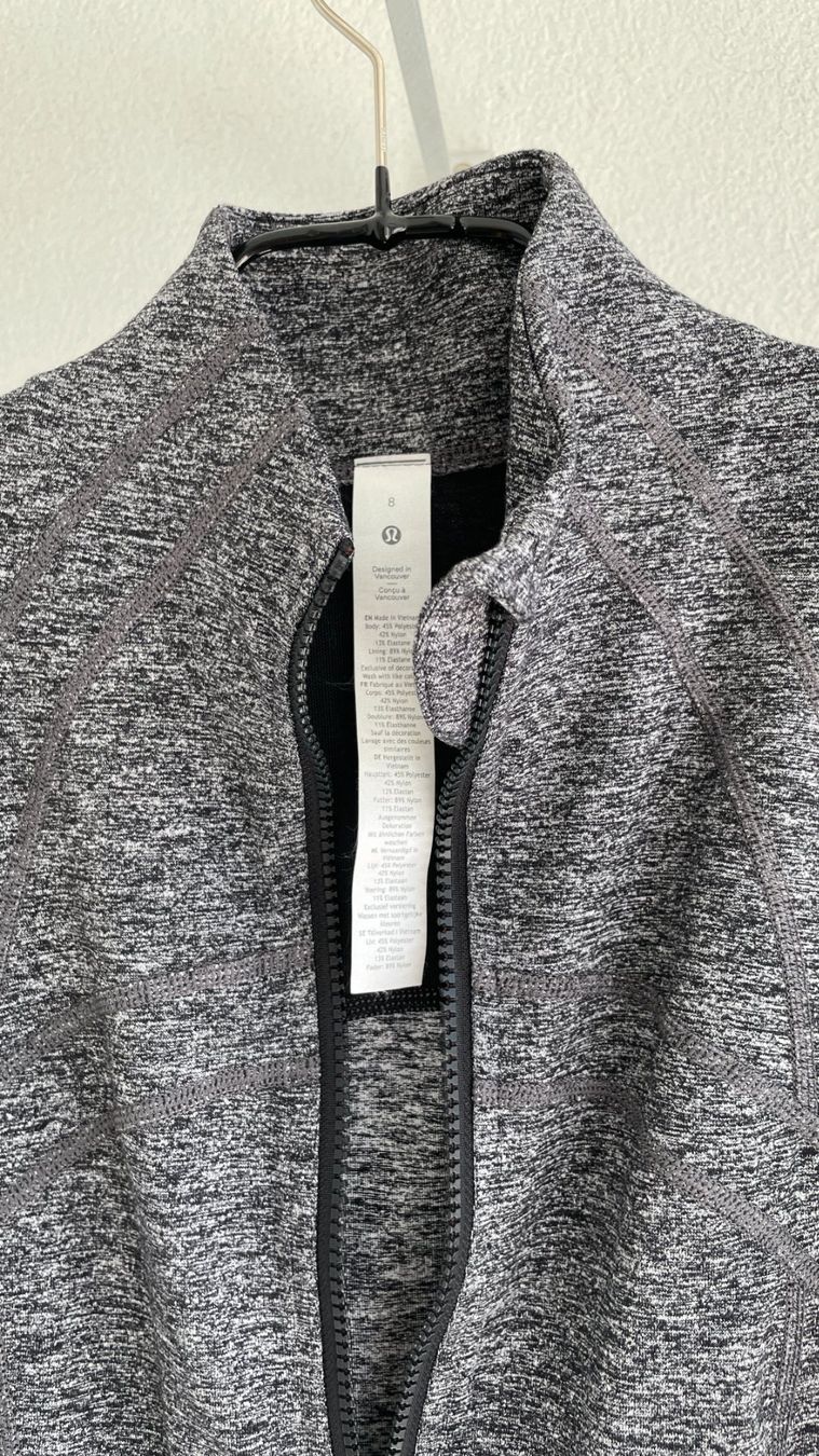 Lululemon Vestes: Lululemon Jacke – D'occasion à Bern par .DolceVita. 2