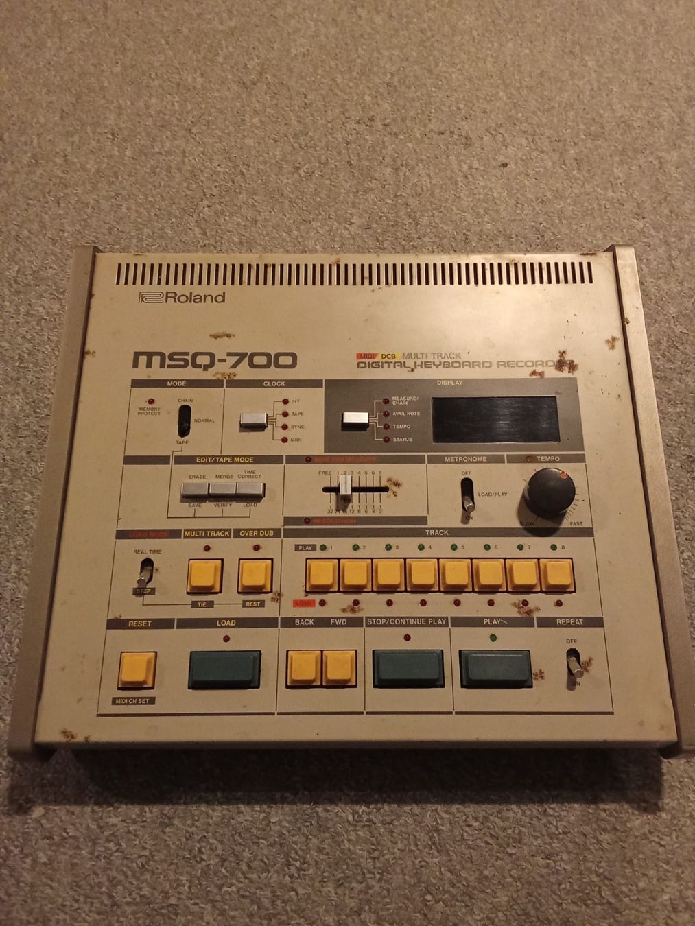 Roland Musikinstrumente: Roland MSQ 700 sequencer (ungetestet) – Gebraucht aus Wallisellen von kia_xd8l