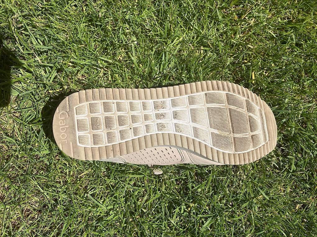Scarpe da donna: Gabor Sneaker nude Gr. 4.5 /37.5 – Usato da Lyss venduto da stubenwagen 2