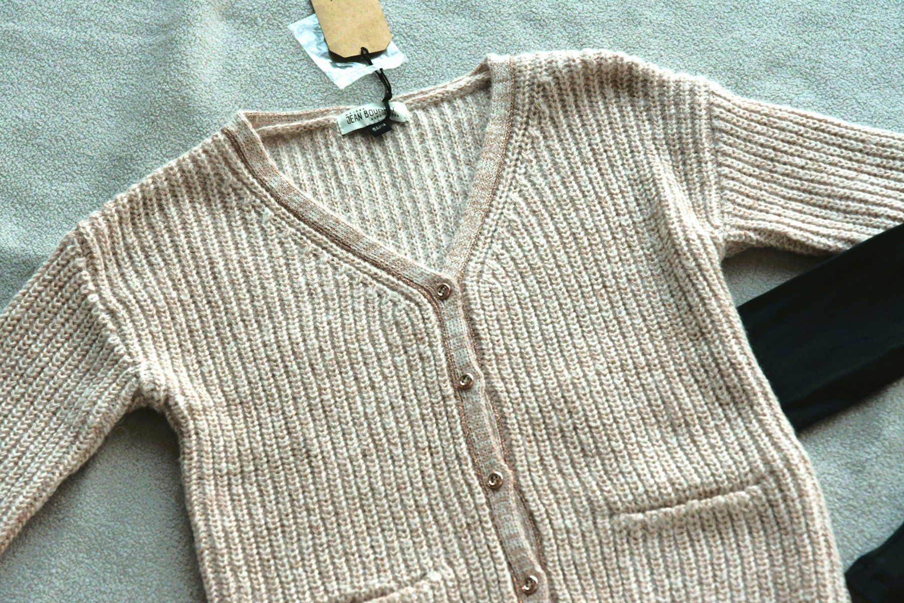 Lotti & Set di vestiti: neu Weste, Tshirt Jean Bourget gr.116 – Nuovo e nell'imballaggio originale da Nuglar venduto da Korsika2 2