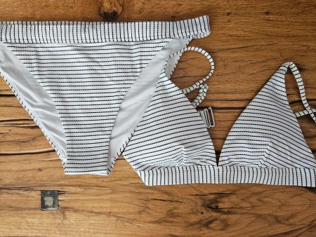 Bikini-Set superschöne und schlicht gestreift, Grösse S