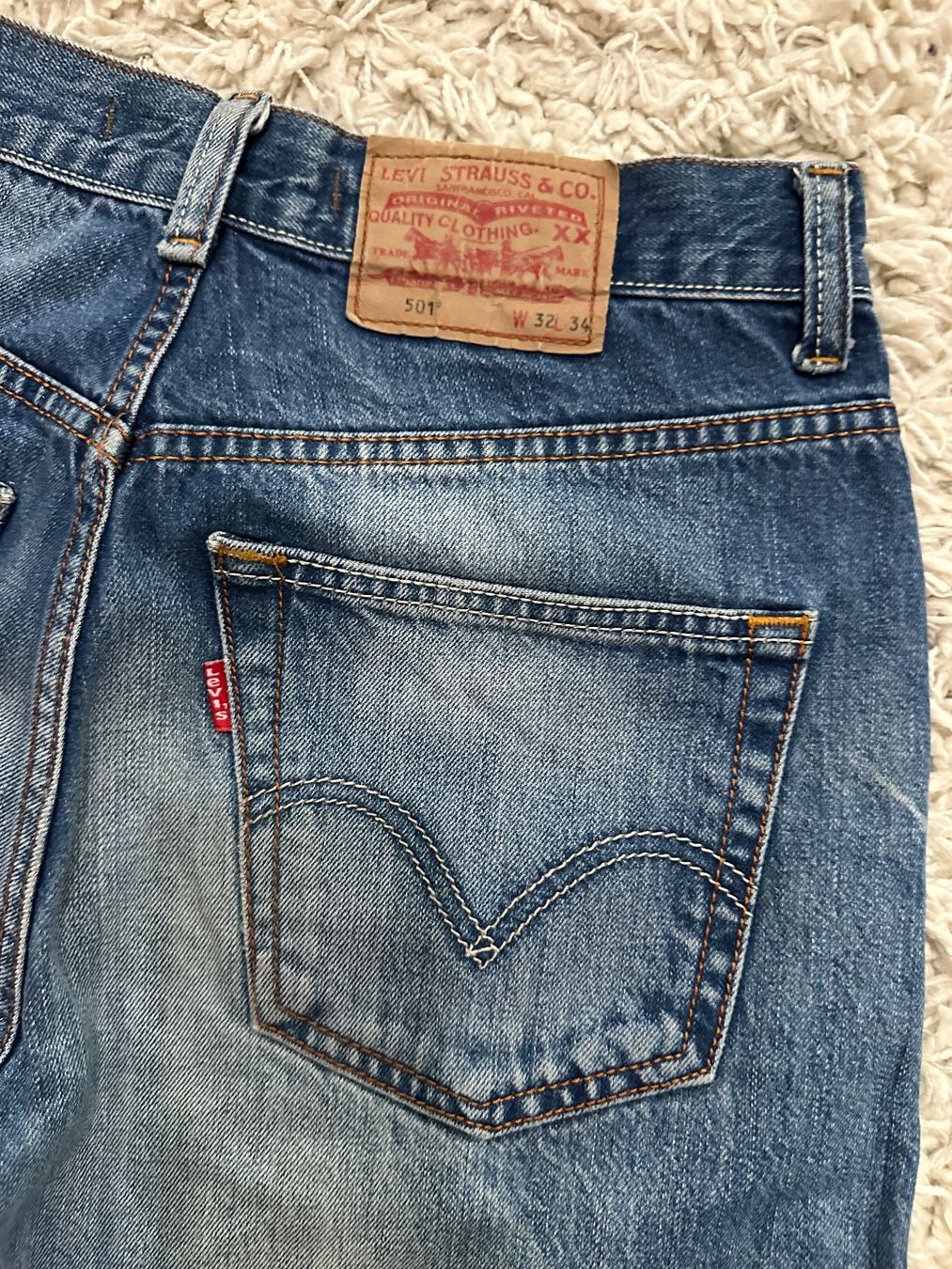 Levi's Jeans: Jeans LEVIS STRAUSS 501 Taille/Grosse W32 L34 – Usato da Bern venduto da BrandVilla 3