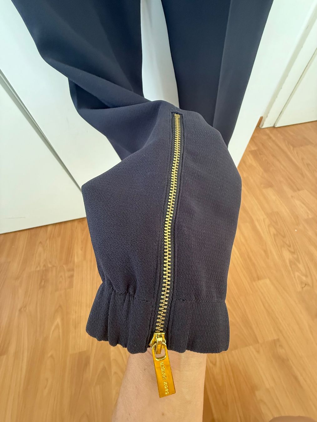 Michael Kors Pantaloni: Michael Kors Stoffhose Grösse 6 – Usato da Kilchberg ZH venduto da KellerCI 6