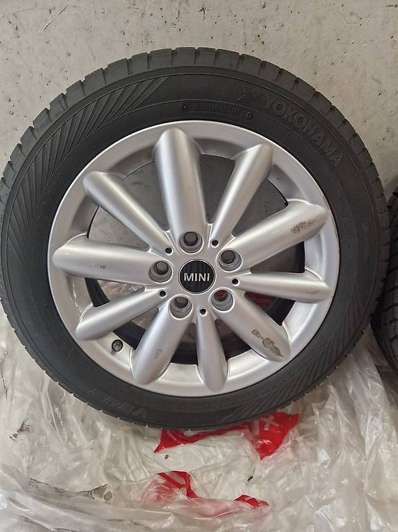 Pneus & Kompletträder: 4 roues hiver Mini Cooper – Neu und originalverpackt aus Cugy VD von deb_7ln6 1