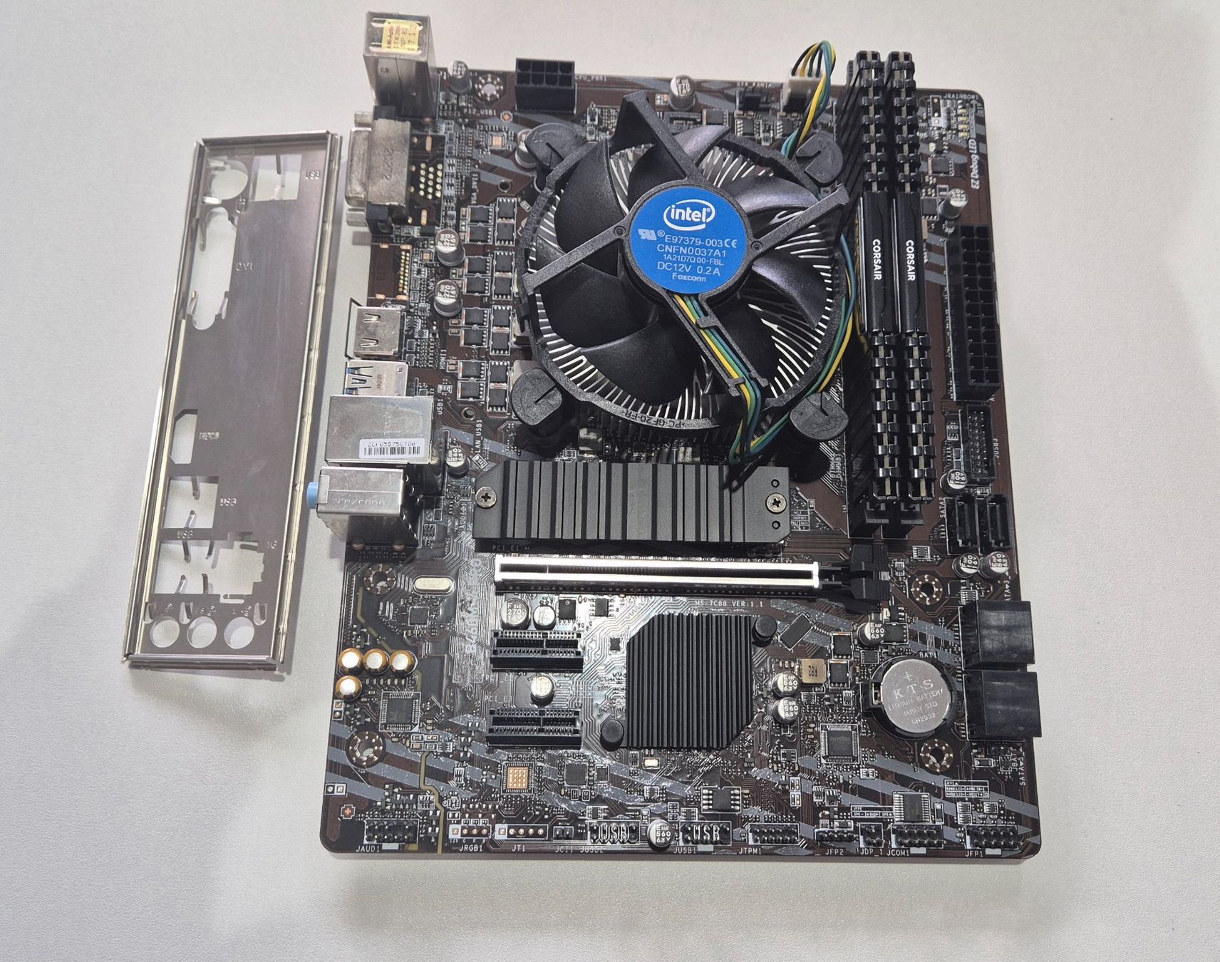Asus Cartes mère: Carte mère + CPU + RAM – D'occasion à Chatel-St-Denis par Teck7