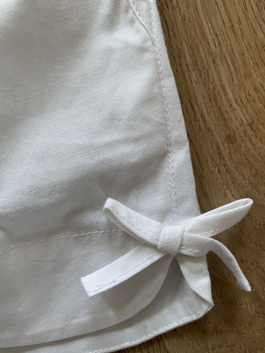 Pantaloni: Short blanc avec noeud lili gaufrette – Nuovo e nell'imballaggio originale da Genève venduto da rez_c6c6 1