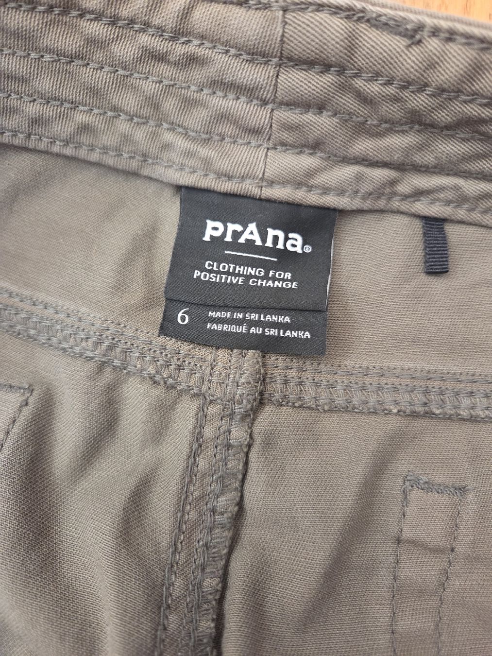 Prana Hosen: Pantalon Prana kaki – Neu (gemäss Beschreibung) aus Praz-de-Fort von val_j9xs 1