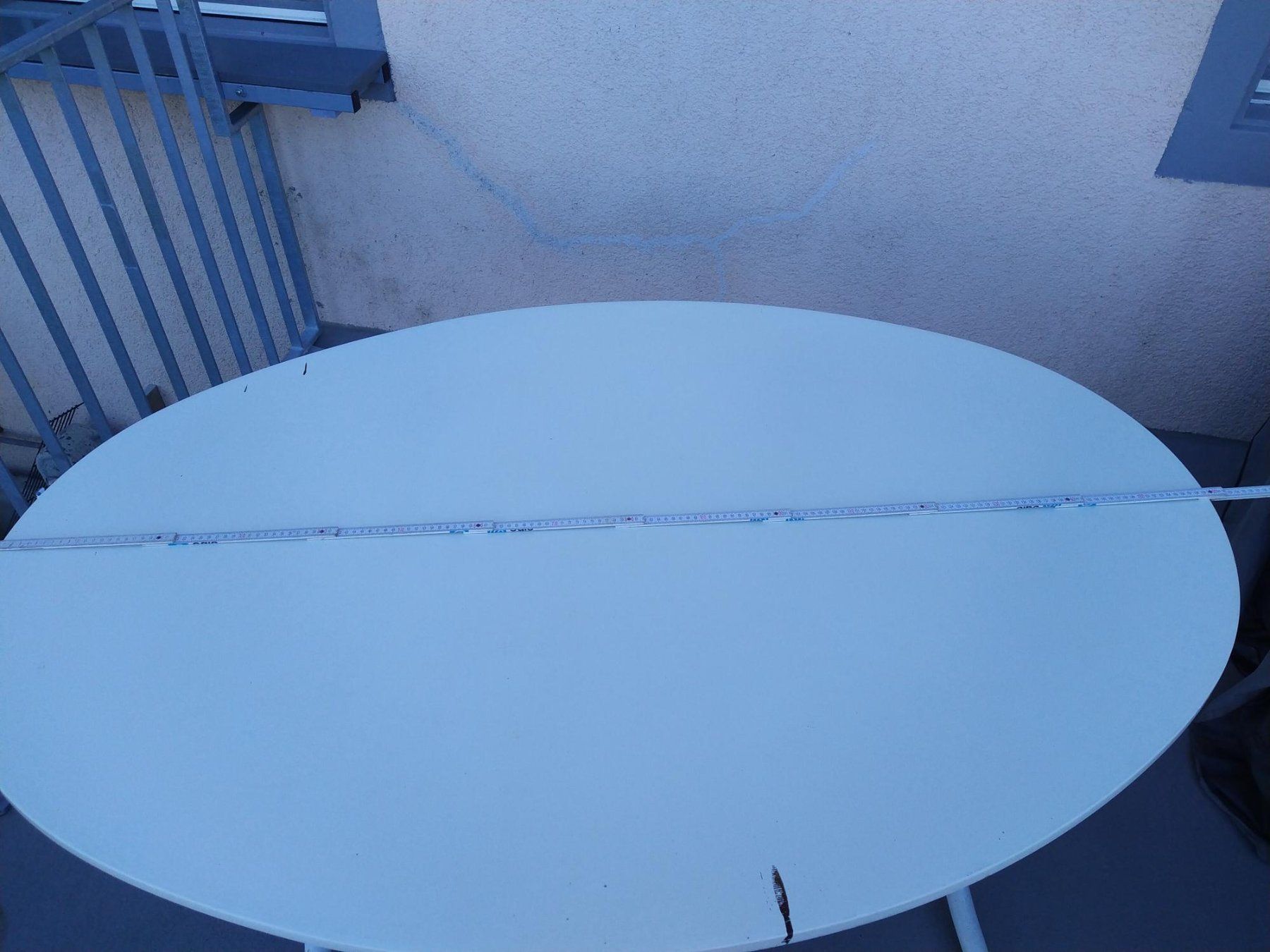 Tavoli: Klapptisch Oval Weiss – Usato da Boswil venduto da yceman69 2