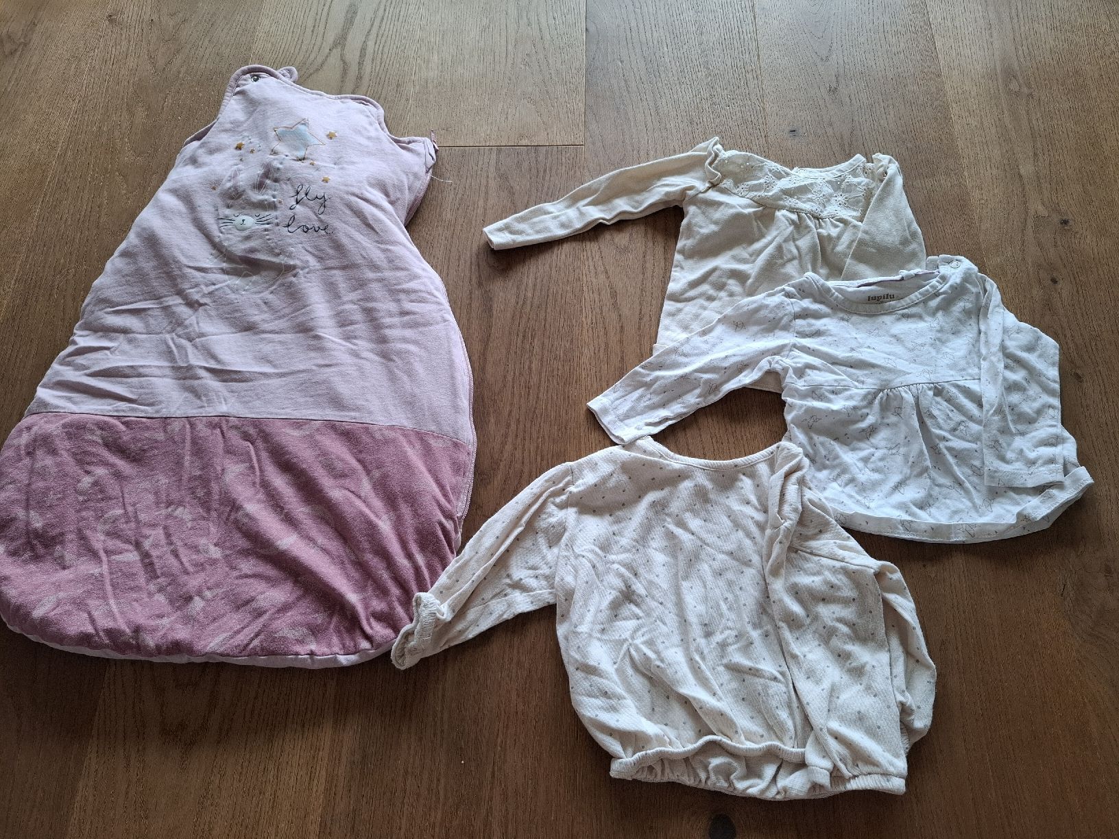 Kleiderpakete & -sets: XXL Kleiderpaket Gr. 68 Mädchen  – Gebraucht aus Recherswil von Jevitachiquita 8
