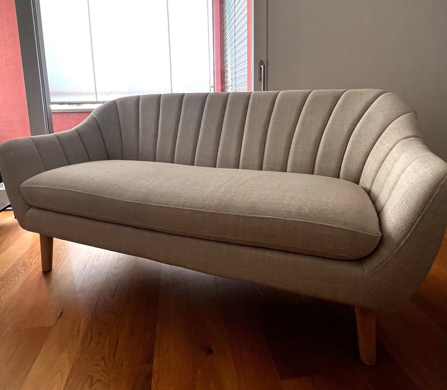 Jysk Divani: Sofa EGEDAL 2.5-Sitzer beige Stoff – Nuovo (secondo la descrizione) da Ehrikon venduto da chrispy 1