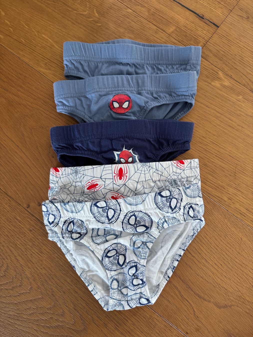 Unterwäsche: Neu: Spidermann Unterhose Kinder Gr. 98 – Neu (gemäss Beschreibung) aus Wangen an der Aare von SimaH