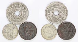 Niederlande-Ost Indien Lot 1920-1945 mit 3 Münzen. Ab 1.--