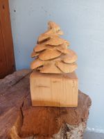 Geschnitzter Tannenbaum