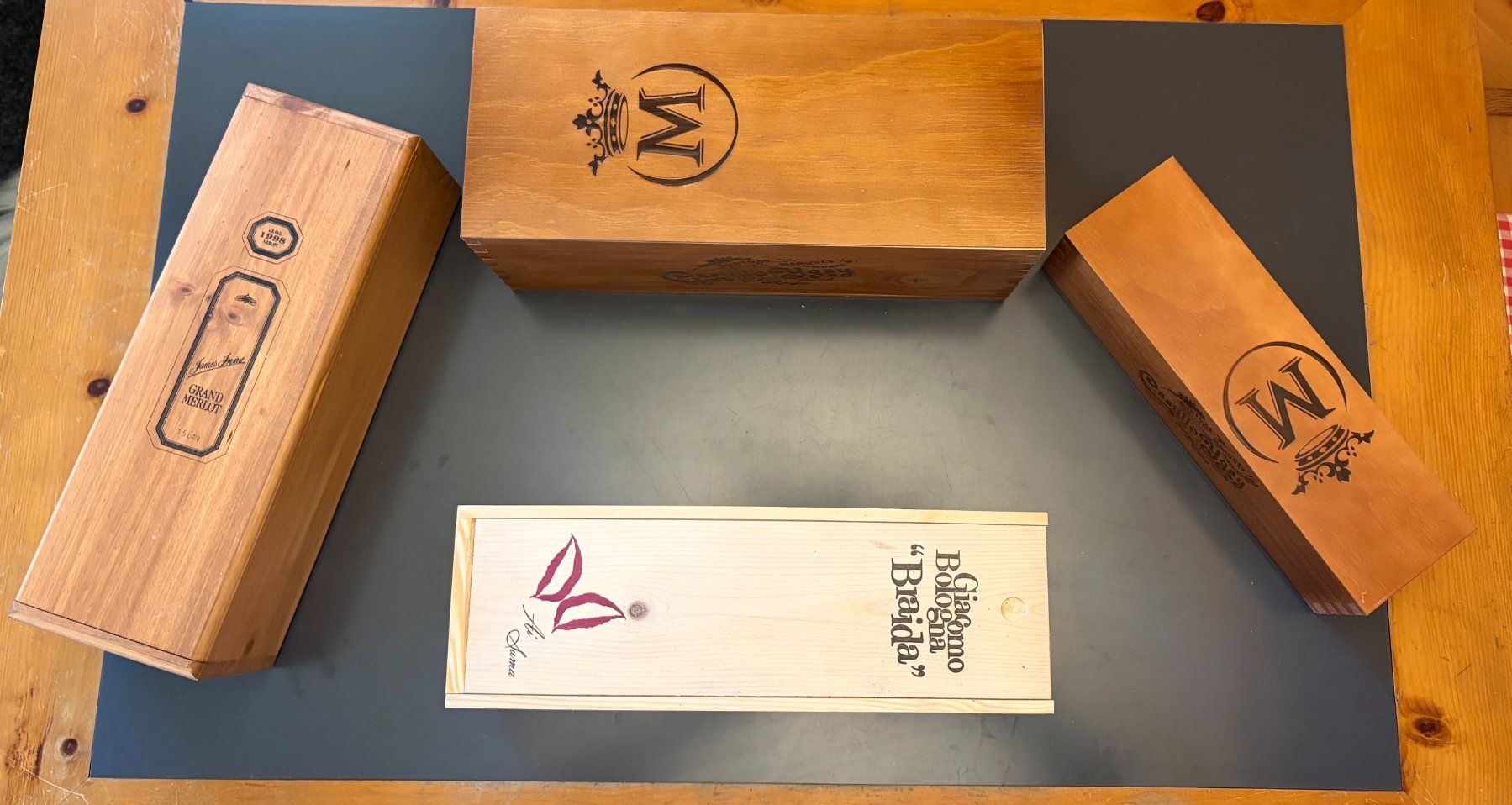 Altro: 4 Holz-Weinkistli – Usato da Brunnen venduto da Artemis53