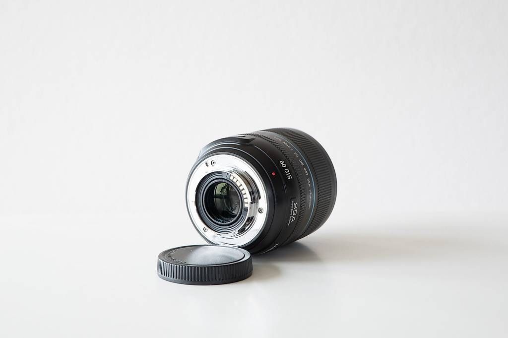 Samsung Obiettivi: Samsung NX 60mm f2.8 macro – Usato da Urdorf venduto da MagneBesase 3