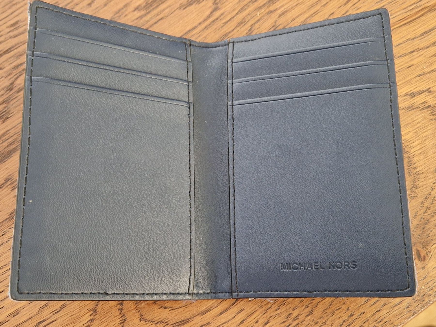 Michael Kors Portefeuilles: Michael Kors Karten Etui mit Notenfach – D'occasion à Davos-Dorf par Bpelikan 3