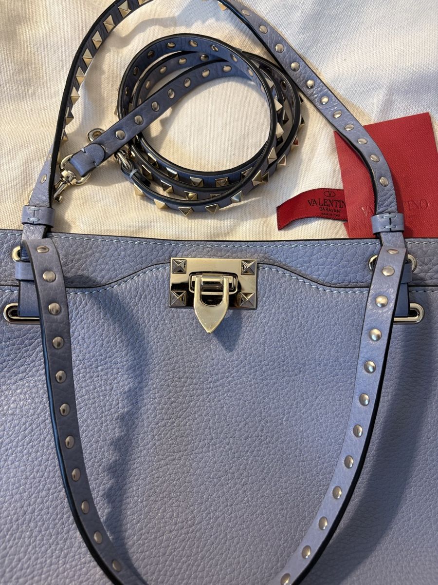 Valentino Taschen für Damen: Valentino Garavani - Rockstud Shopper Leder blau – Neu (gemäss Beschreibung) aus Rüttenen von Peace61 1