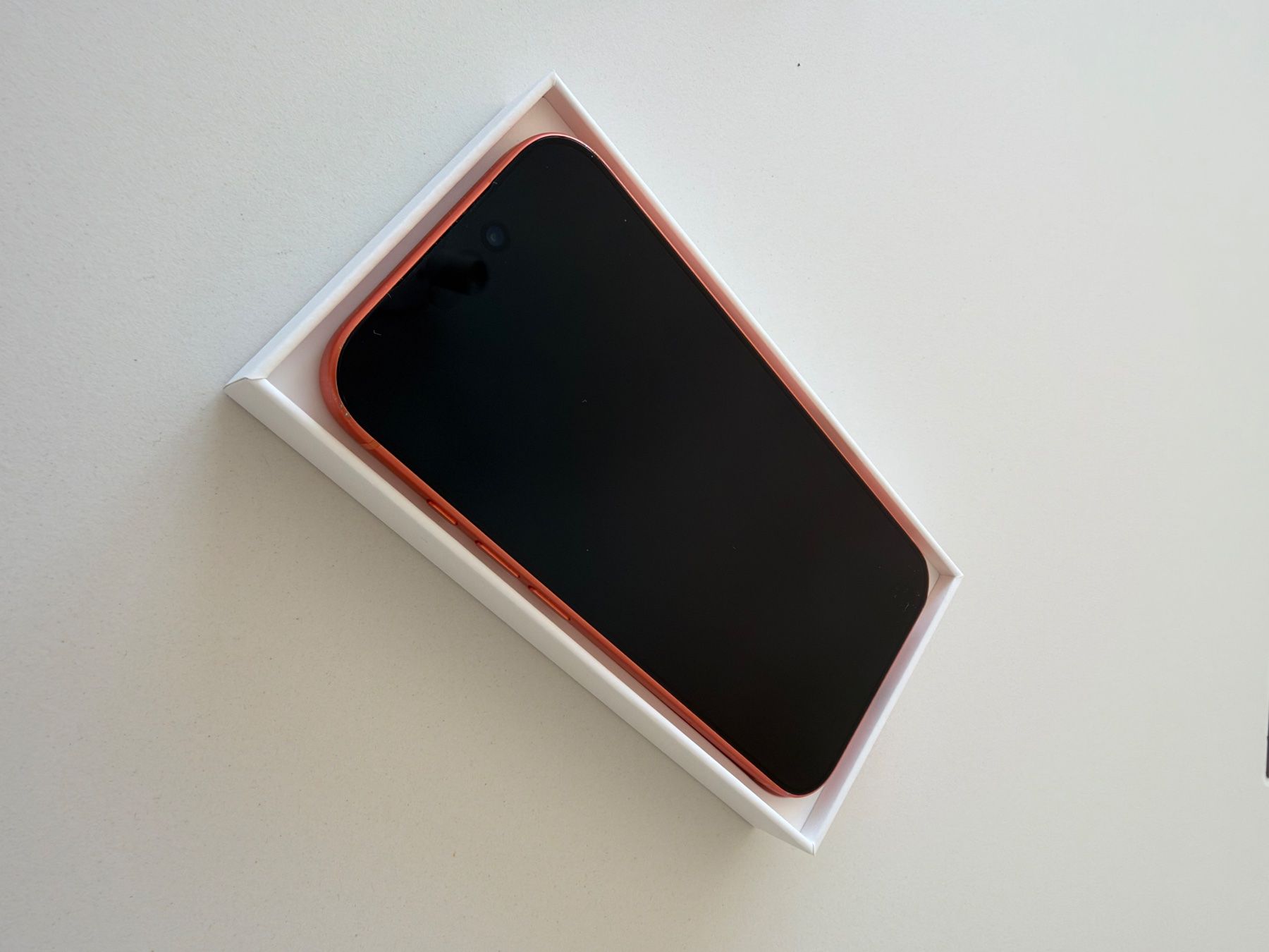 Apple Portables: Iphone 17 Pro Orange 256gb – D'occasion à Luzern par Tokio2 4