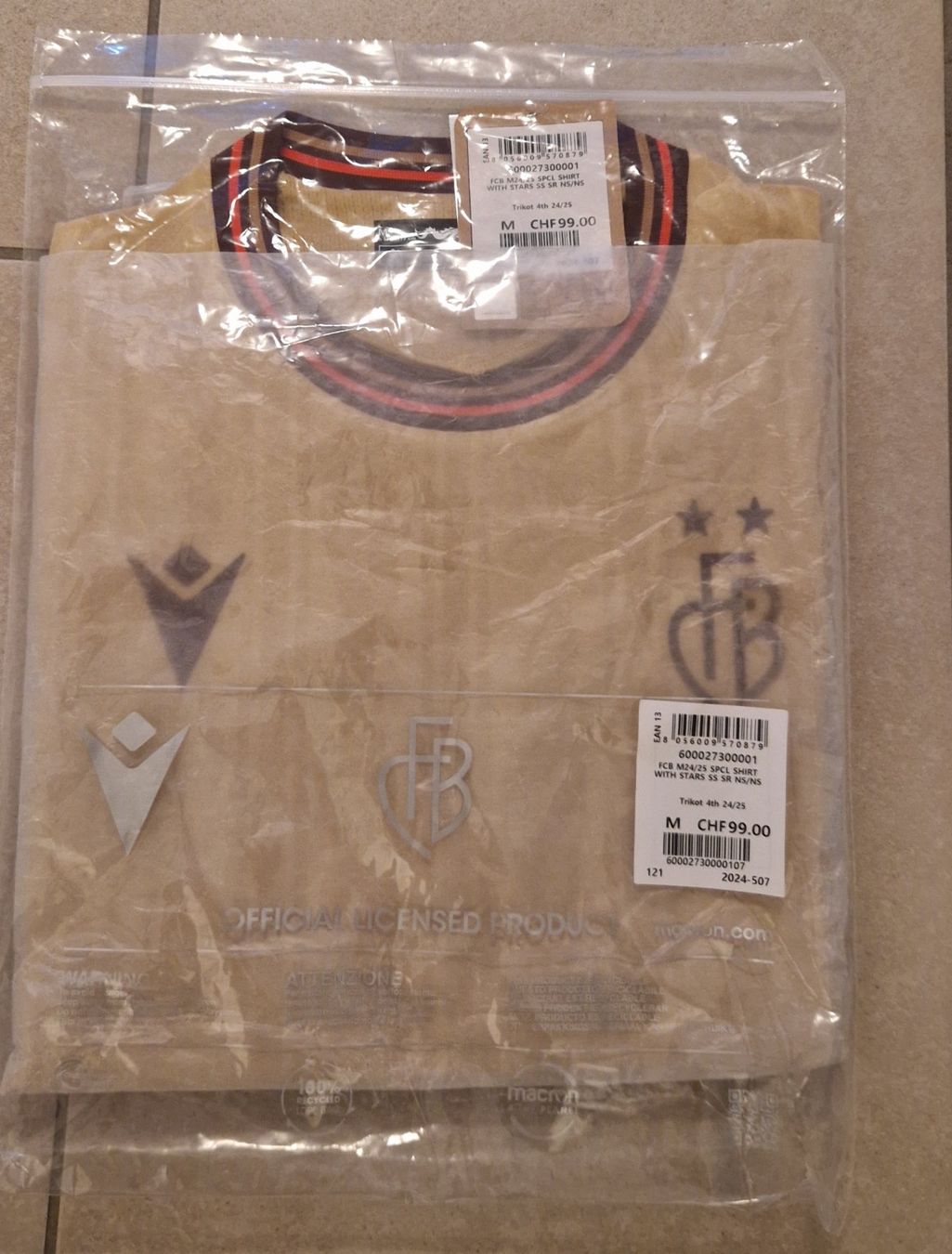 Leibchen & Hosen: FC Basel 4. Trikot Gold – Neu und originalverpackt aus Schwanden b. Brienz von  1