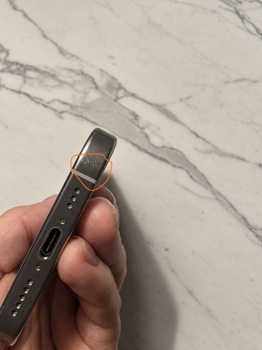 Apple Telefoni cellulari / Smartphones: iPhone 16 Pro 256gb – Usato da Confignon venduto da timtimkodak 4