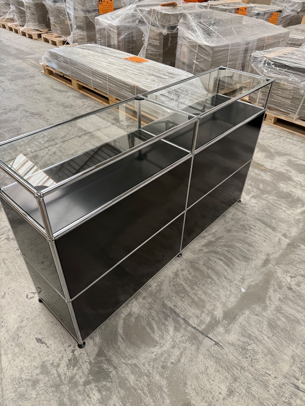 USM Scaffali: USM Haller Sideboard 2x3 Graphitschwarz Top Zustand – Usato da Balsthal venduto da Designhaus.Schmitt 5