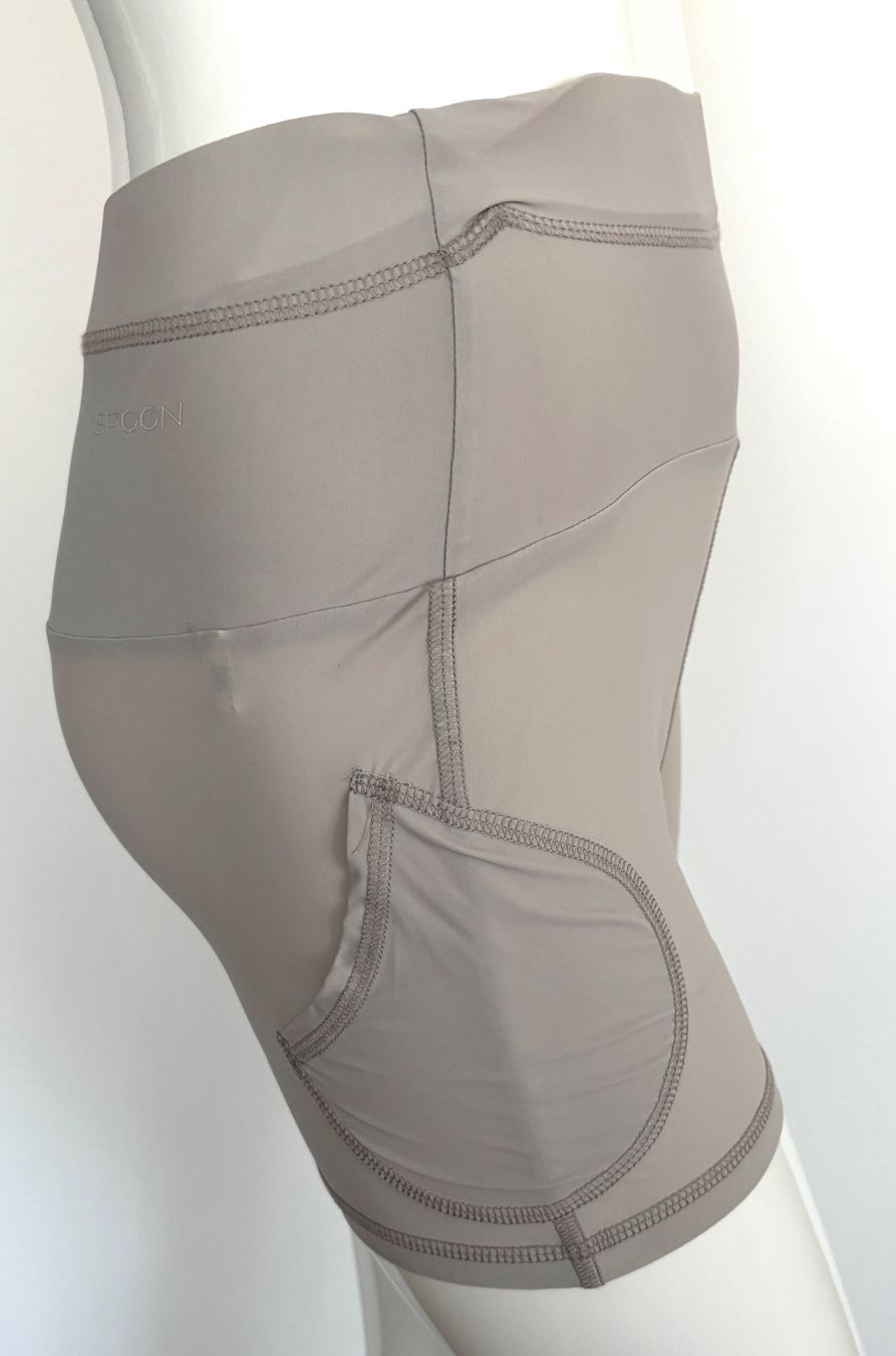 Sonstige Unterwäsche: SPOON Panty Seitentaschen grau Stretch - EU 36 – Gebraucht aus Bottmingen von Merkur_Basel 1