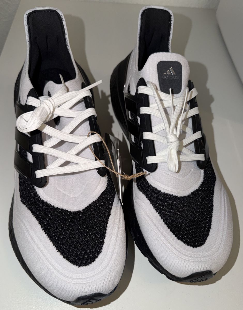 Adidas Herrenschuhe: Adidas Ultraboost 21 Oreo – Neu und originalverpackt aus Arnegg von Angel_jose 1