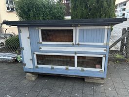 Zweistöckiger Kaninchen-/ Hasenstall mit 4 Schubladen