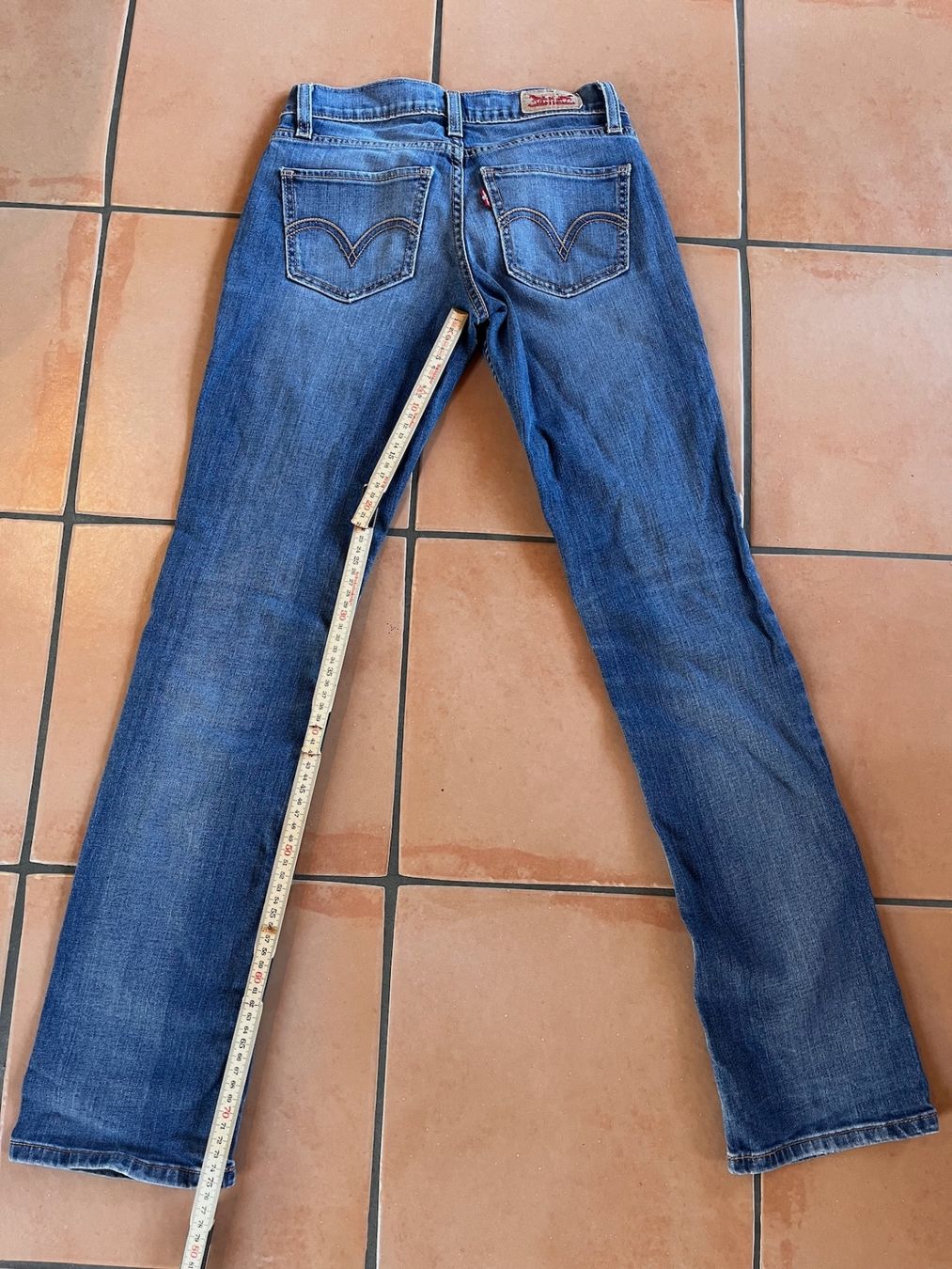 Levi's Jeans: Jeans Levi's 524 Taille W24 L32 – D'occasion à Eclépens par meegogeem 3