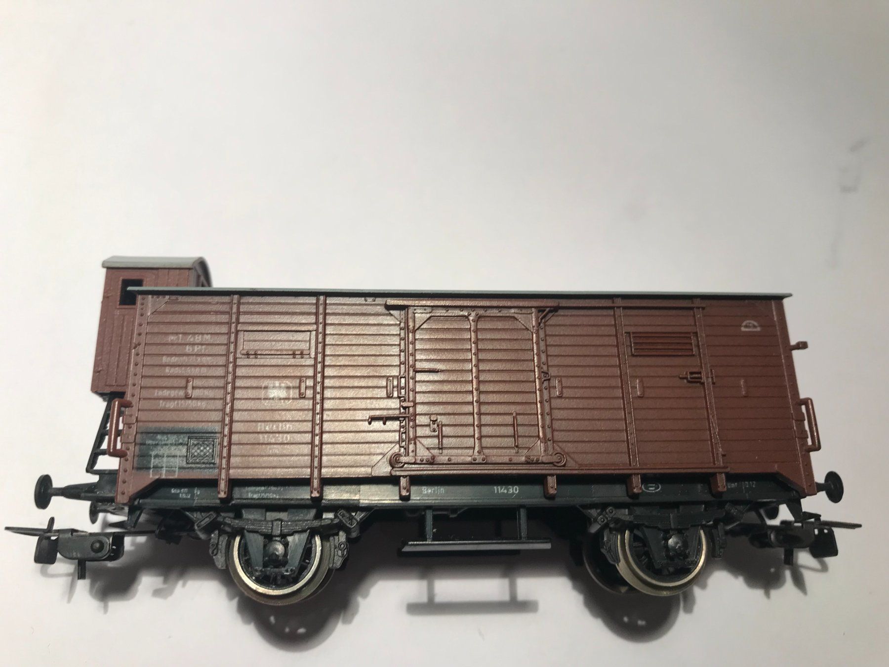 Piko Modellini di ferrovie: PIKO Gedeckter Güterwagen, DC Achsen – Usato da Buchrain venduto da Modellbahn11