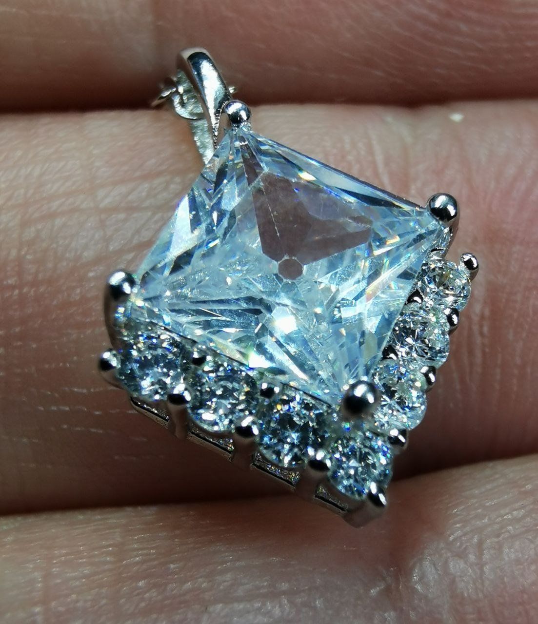 Catenine: Collier argent avec zircons – Nuovo e nell'imballaggio originale da Reconvilier venduto da Tsma67 3